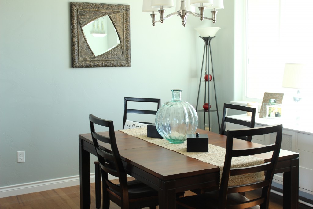 Dining Room | The Wood Grain Cottage