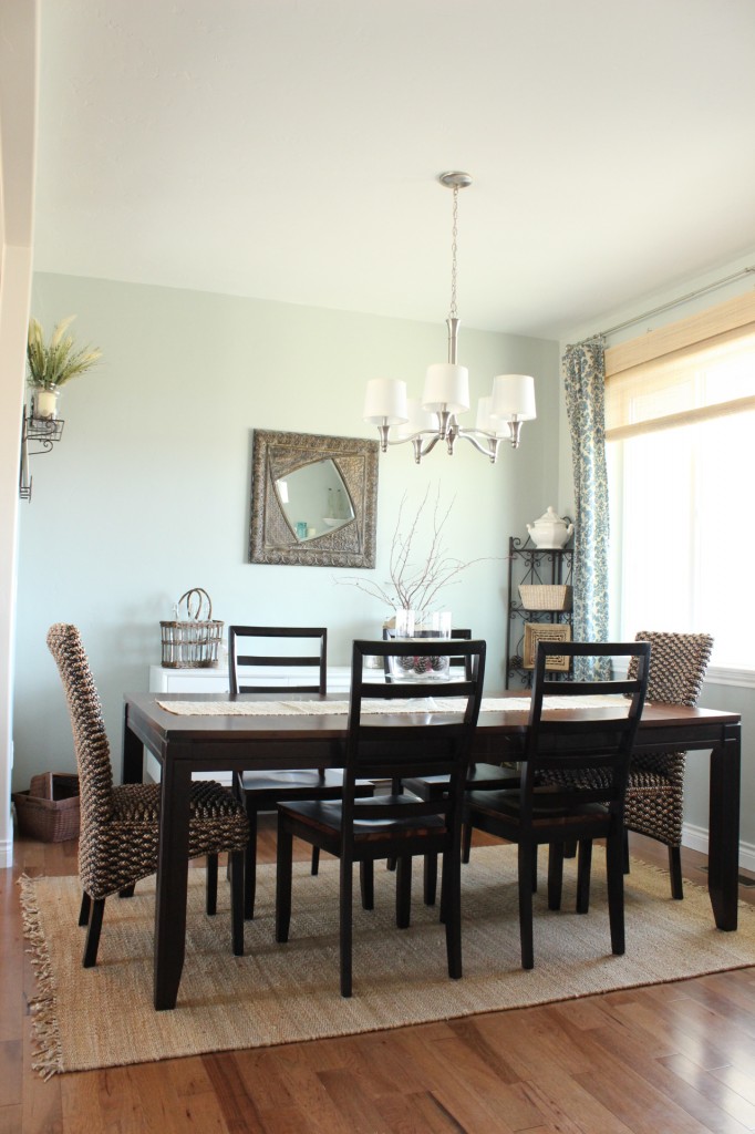 Dining Room | The Wood Grain Cottage