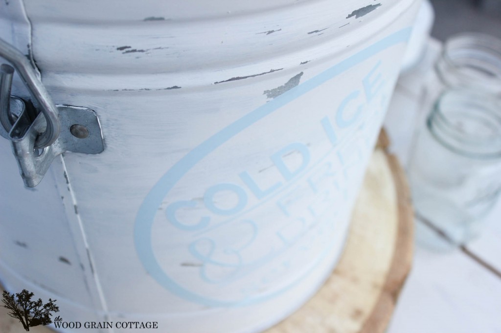 DIY Ice Bucket by The Wood Grain Cottage