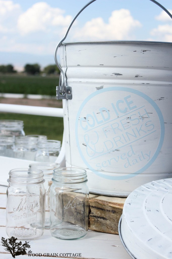 DIY Ice Bucket by The Wood Grain Cottage