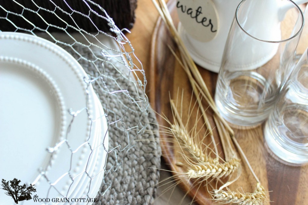 Easy Chicken Wire Baskets by The Wood Grain Cottage