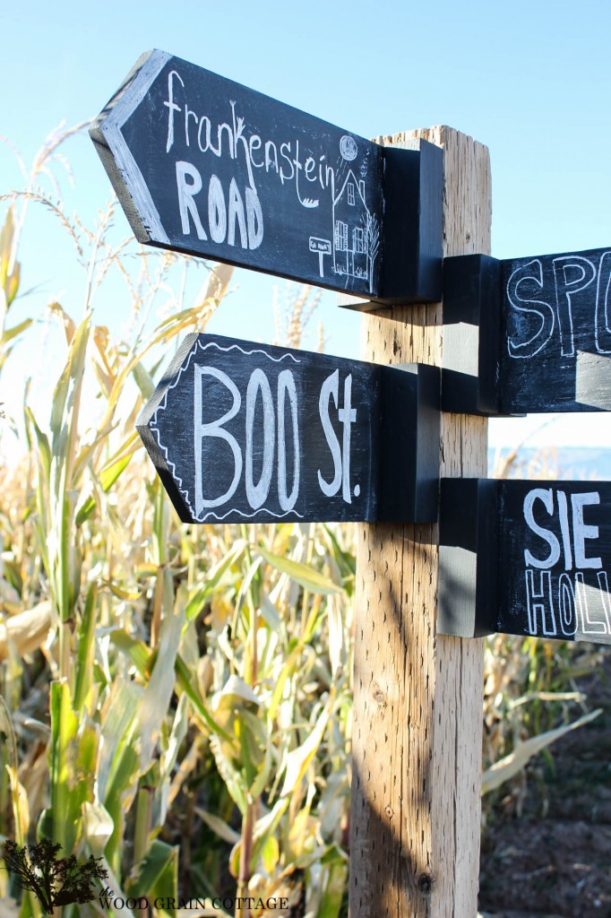 Chalkboard Sign Pole by The Wood Grain Cottage