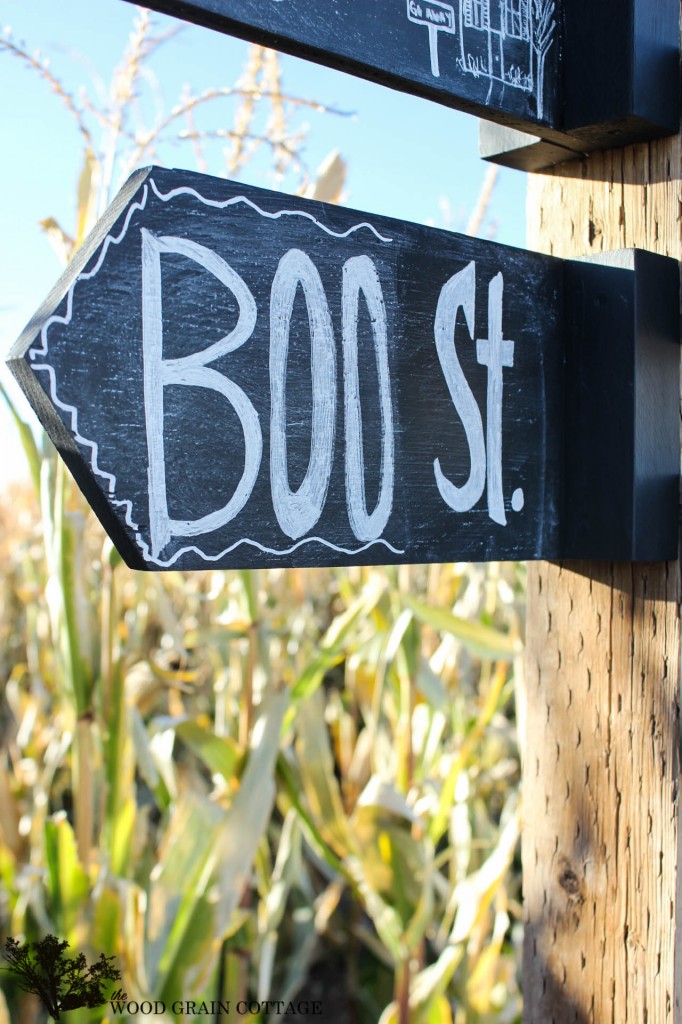 Chalkboard Sign Pole by The Wood Grain Cottage