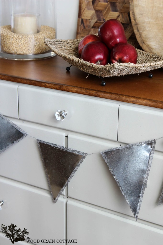 How To Make a Metal Banner by The Wood Grain Cottage