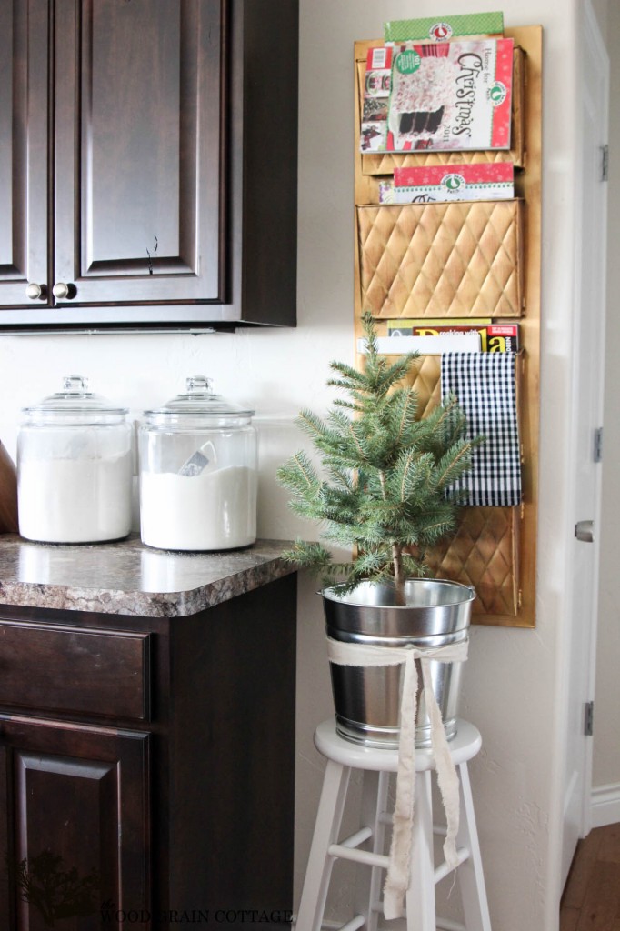 Christmas Home Tour 2013 by The Wood Grain Cottage