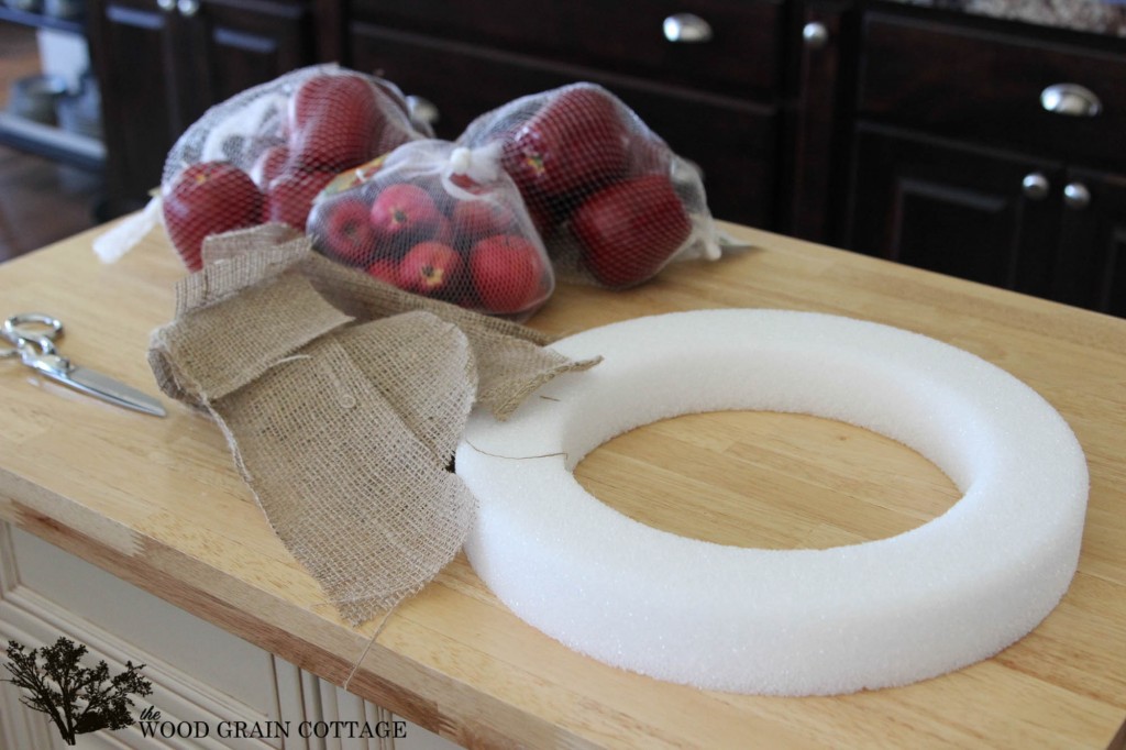 Apple Wreath by The Wood Grain Cottage
