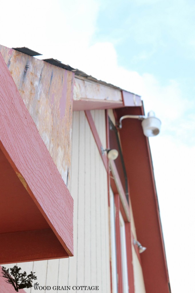 Garage Makeover by The Wood Grain Cottage