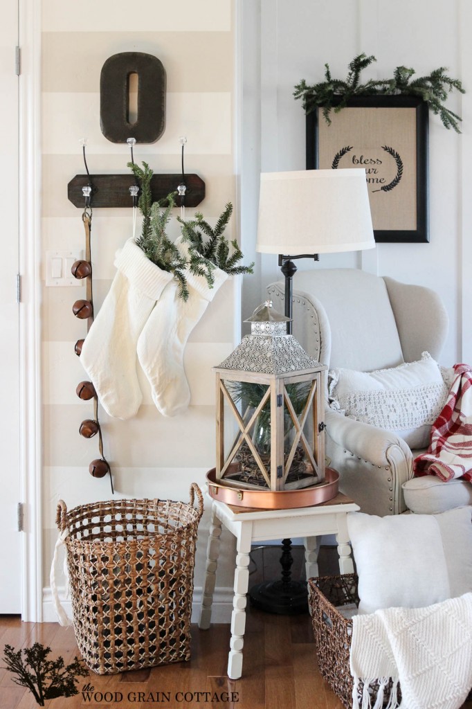 Christmas Home Tour at The Wood Grain Cottage