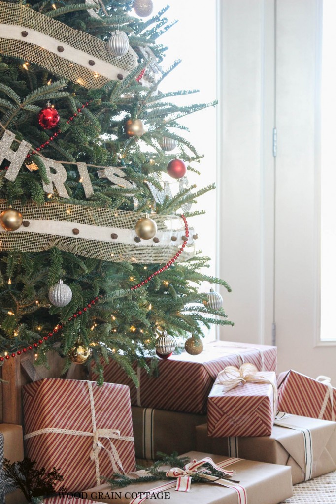 Christmas Home Tour at The Wood Grain Cottage