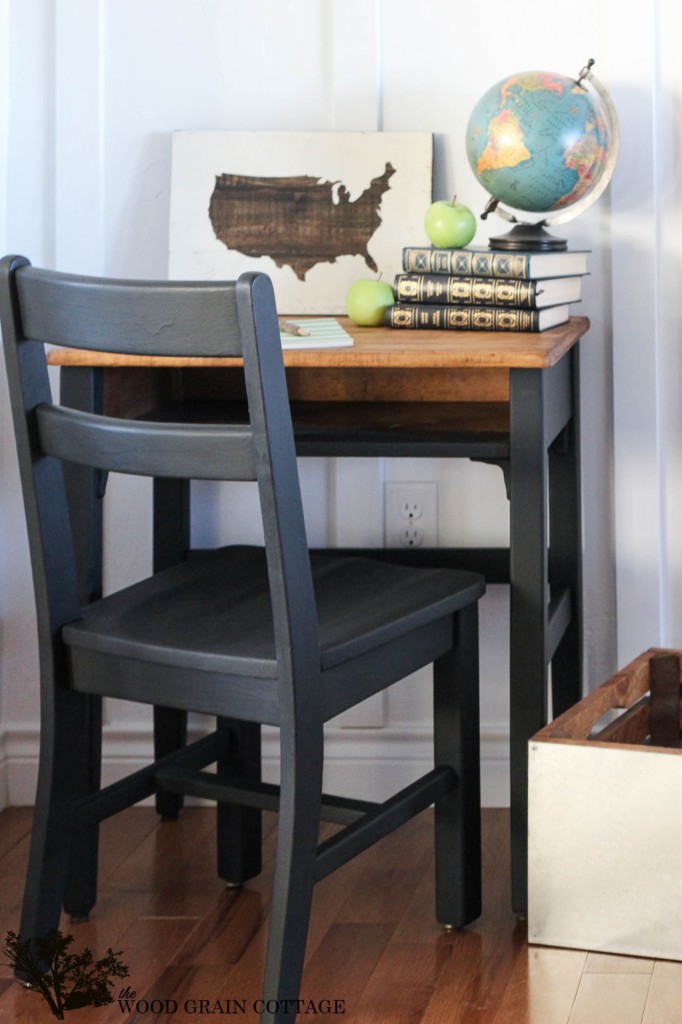 Kid's Desk Makeover by The Wood Grain Cottage