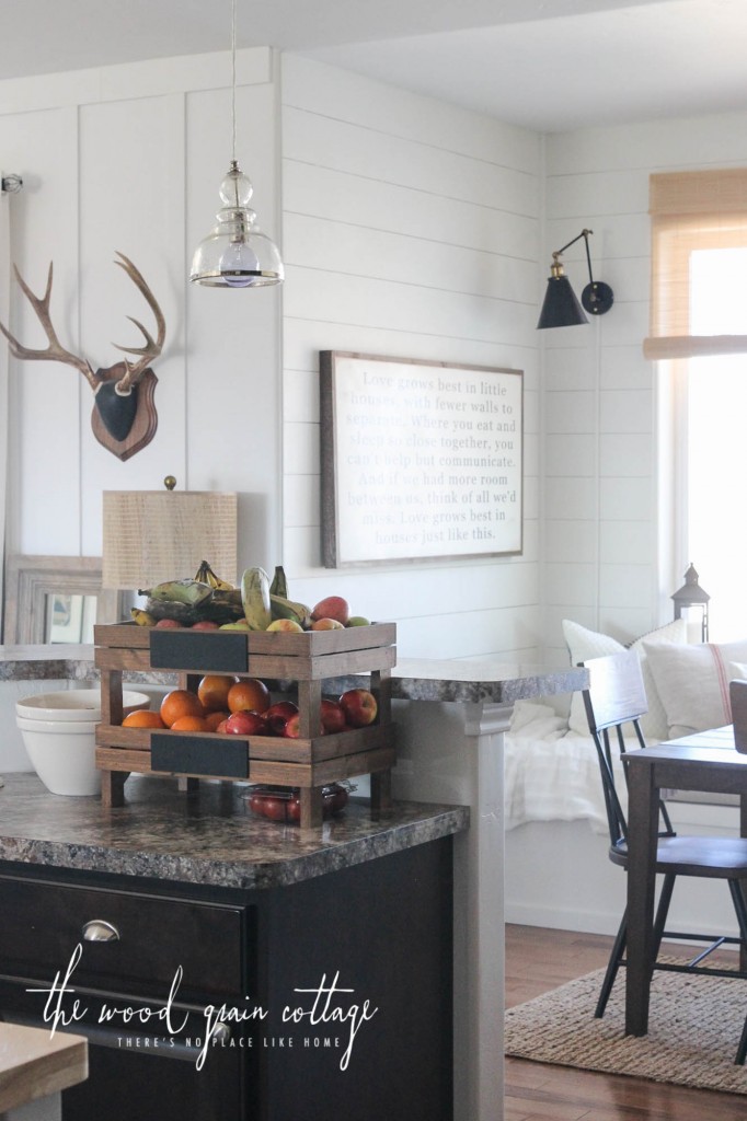 An Updated Home Tour by The Wood Grain Cottage