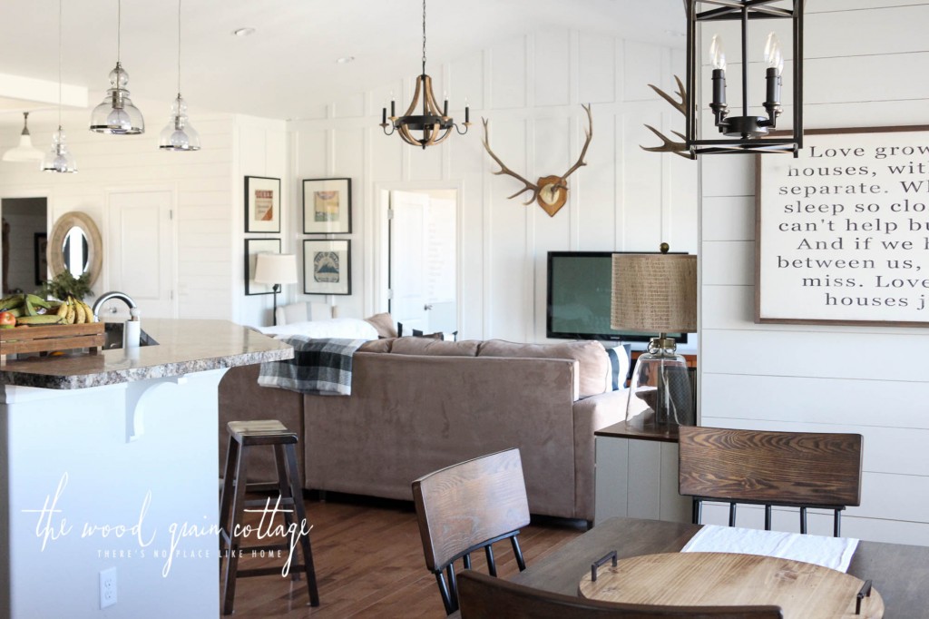 An Updated Home Tour by The Wood Grain Cottage