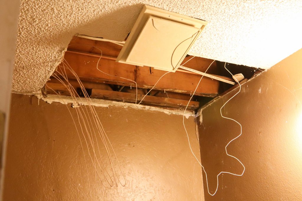 Demo'ing The Laundry Room by The Wood Grain Cottage