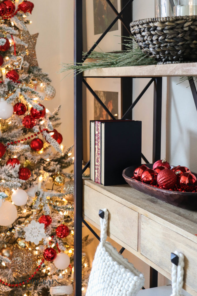 Red, White & Gold Christmas Tree - The Wood Grain Cottage