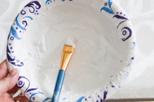 A picture of the white paint for the abstract art.